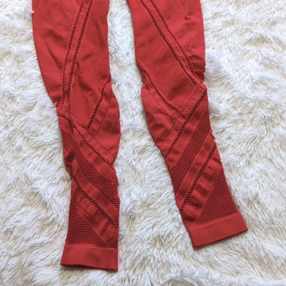 Soulcycle x Nux Red Quintessential Cutout Lasercut Active Leggings - Picture 5 of 11